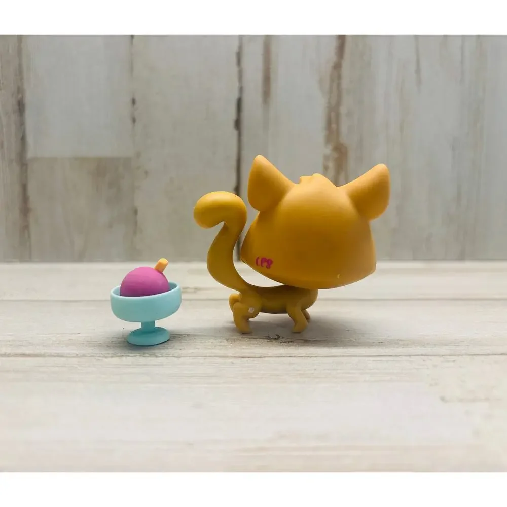 Rare Littlest Pet Shop LPS Brown Cat Kitten with blue hearts Figure EUC